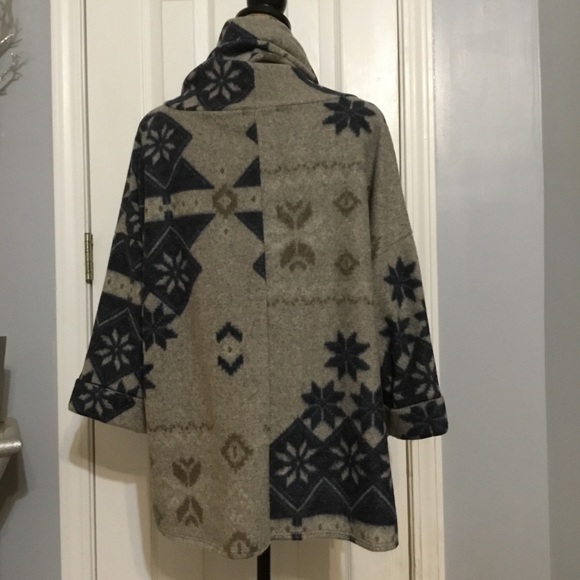 Cozy Super Soft Top - Picture 6 of 7